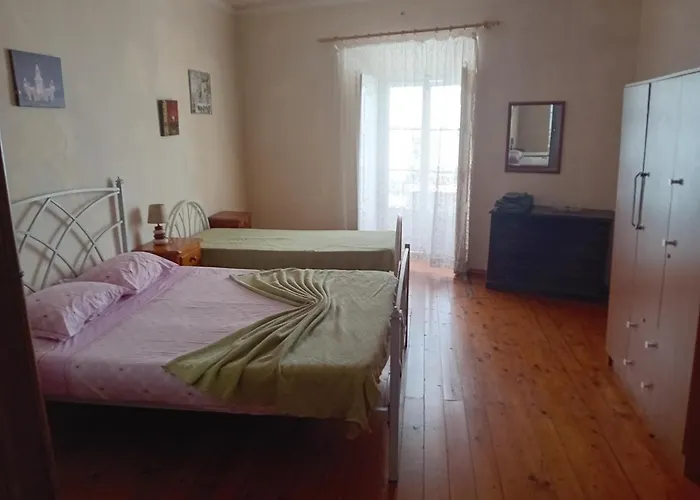 Apartamento T2 N16 Ref 006 *